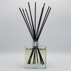 Christmas in New England Reed Diffuser 6 oz